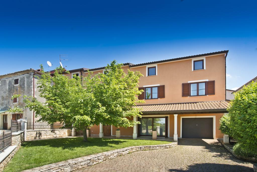 Villas Montrin Kastel Номер фото