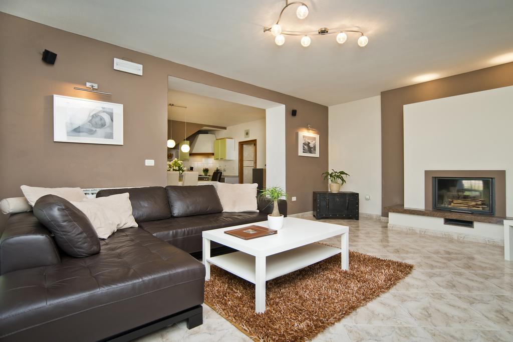 Villas Montrin Kastel Номер фото